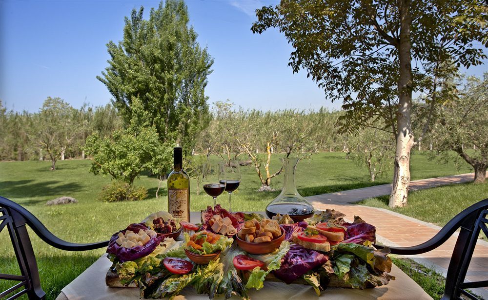 Agriturismo Valle Del Marta Tarquinia Luaran gambar